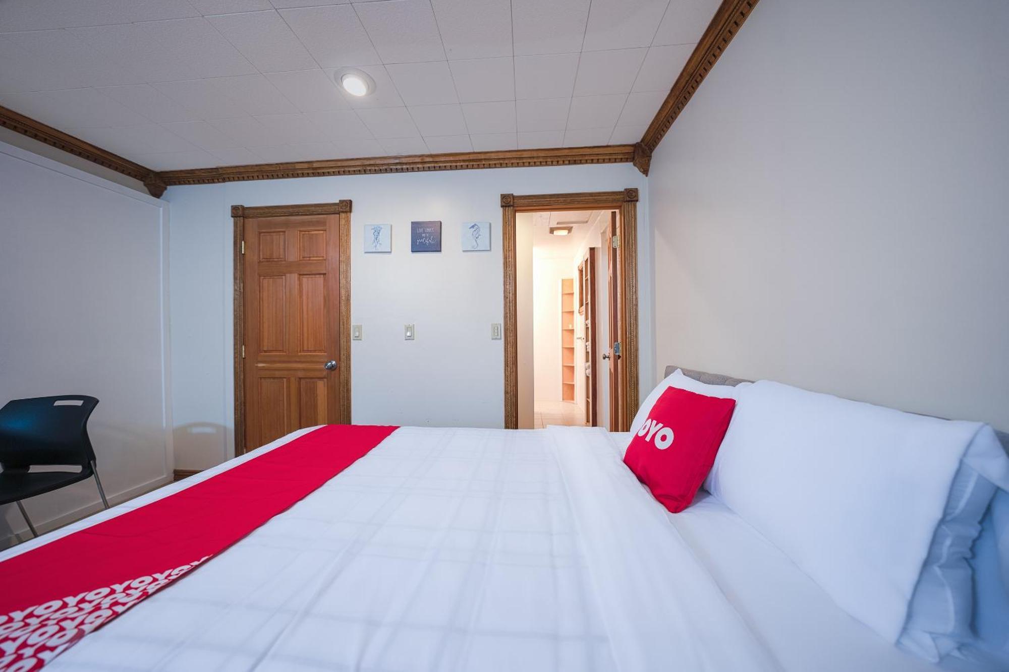 Oyo Hotel Portland Or Near Airport Грешам Екстериор снимка