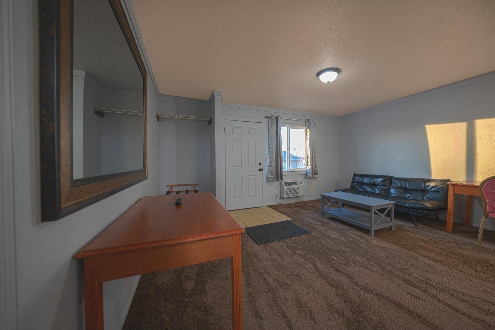 Oyo Hotel Portland Or Near Airport Грешам Екстериор снимка