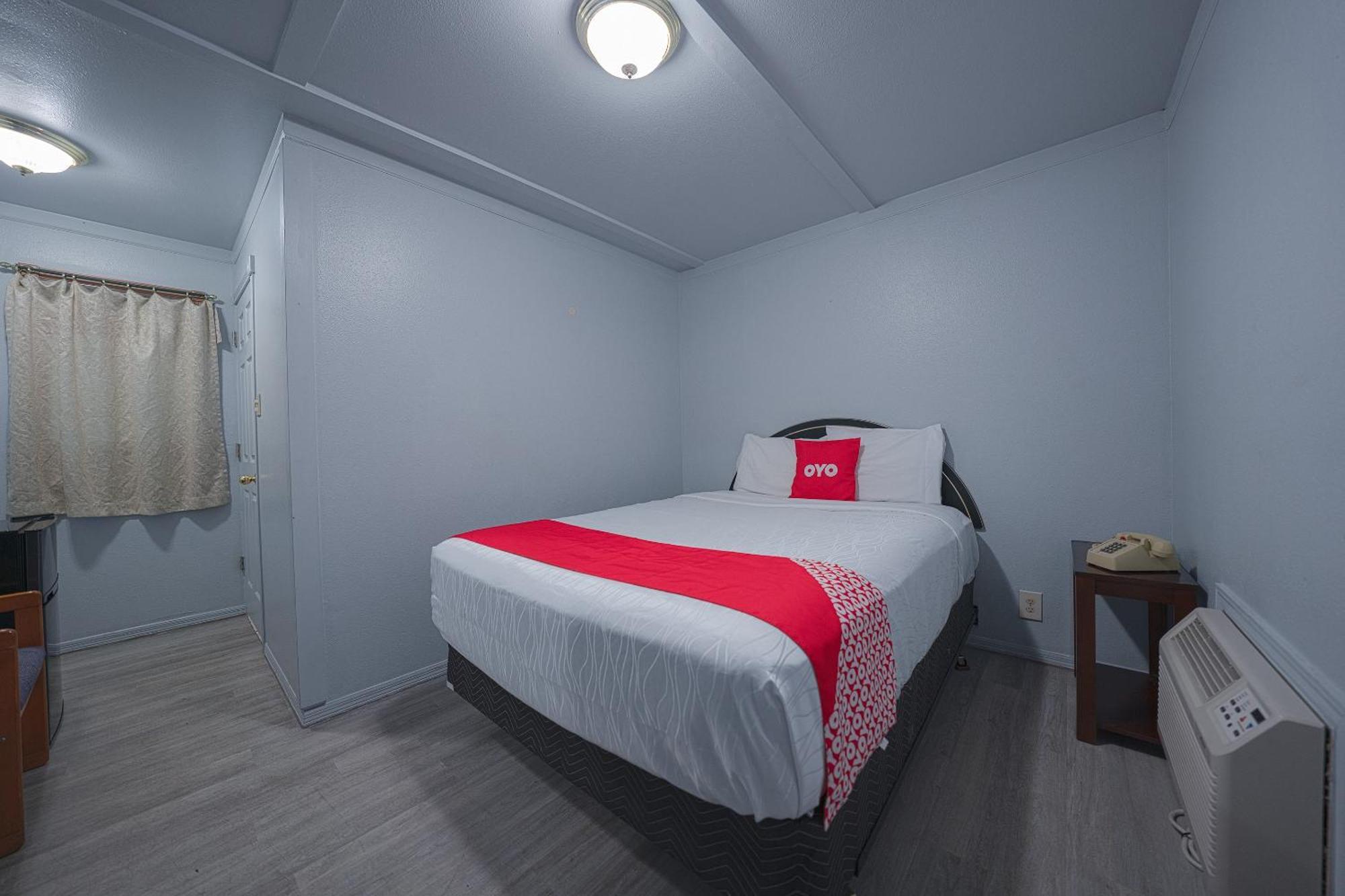 Oyo Hotel Portland Or Near Airport Грешам Екстериор снимка